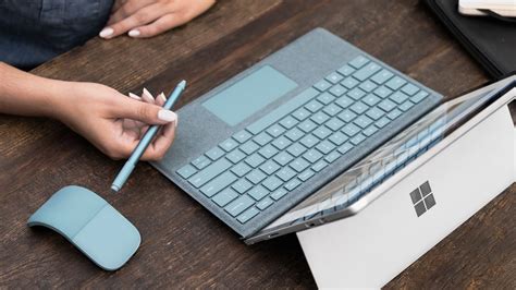 Microsoft Is Releasing New Aqua Colored Surface Accessories Update