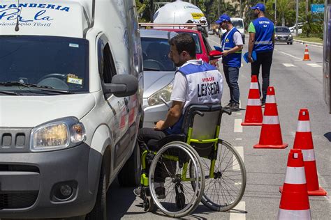 Blitz educativa em Macaé RJ alerta sobre os perigos de dirigir