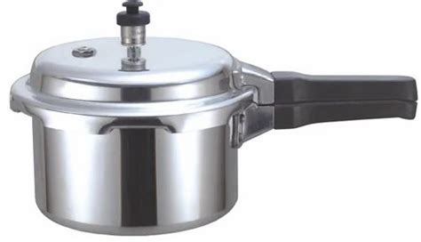 Aluminum Pressure Cooker at best price in New Delhi by Roshan ...