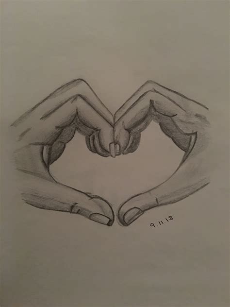 how to spin a pencil in your fingers 5