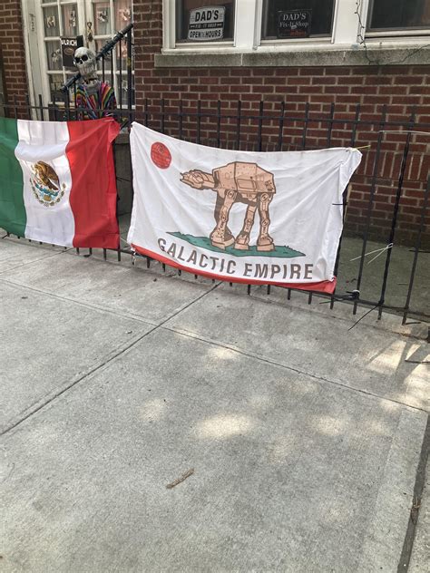 The weird flag of Lombardi, Italy : r/vexillology