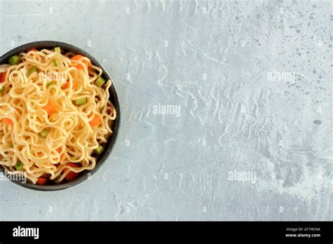 Instant Noodles With Carrot And Scallions Vegetable Soba Bowl Top