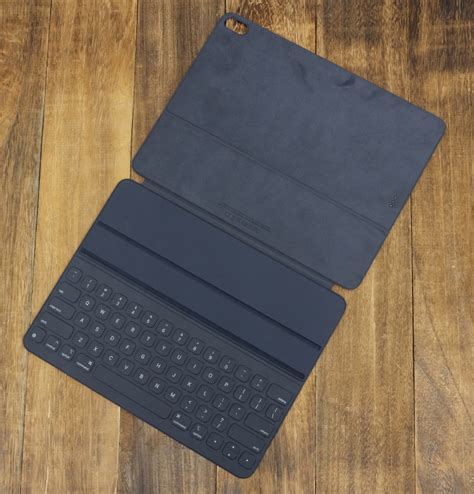 Smart keyboard folio - netevil