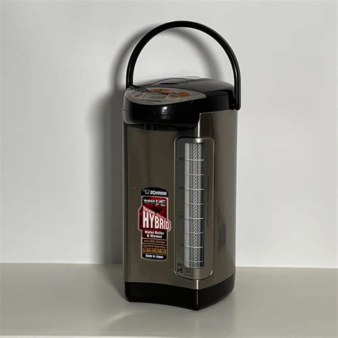 ZOJIRUSHI WATER BOILER/ WARMER