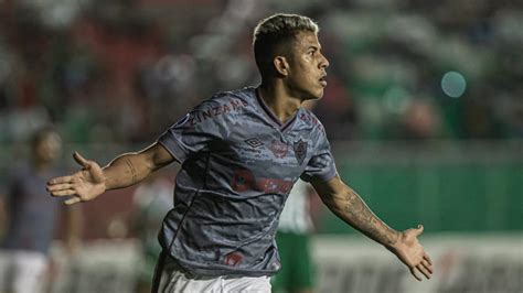 Fluminense Matheus Martins Desencanta Em Momento Importante