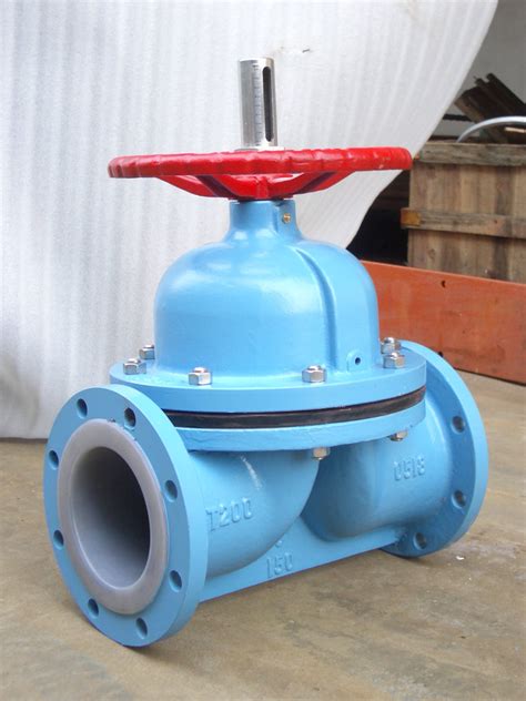 Fluorine Lined Diaphragm Valve 3 FUVALVE ENGINEER TEAM