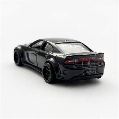 Hot Wheels Fast And Furious Furious Fleat Dodge Charger Srt Hellcat Wide