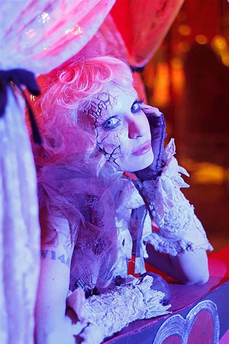 Emilie Autumn Interview Alleluia The Devil S Carnival Regen Magazine