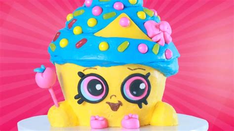 SHOPKINS CUPCAKE QUEEN CAKE NERDY NUMMIES Queen Cakes Cupcake