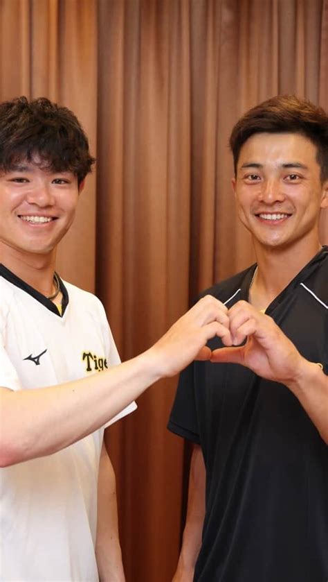 阪神タイガースさんのインスタグラム動画 阪神タイガースinstagram「バレンタインデー 前日の今日、熊谷敬宥 選手と中野拓夢