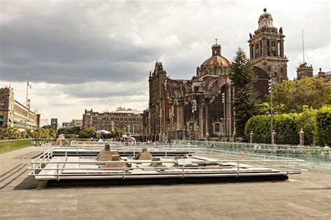 Premium Photo | Ruins of templo mayor in the center of mexico city, mexico