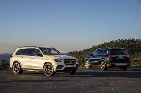 First Drive Review 2020 Mercedes Benz Gls Class Luxury Suv Barrels Ahead