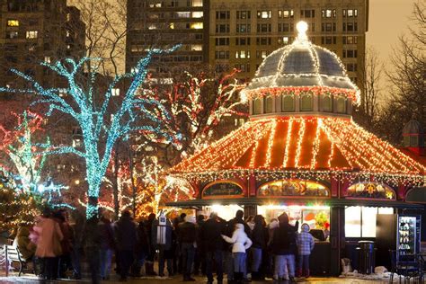 Holiday Attractions: Attractions in Chicago