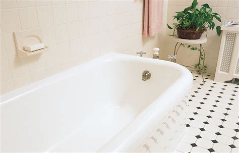 How To Caulk a Bathtub - This Old House