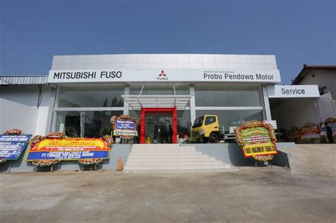 Ktb Resmikan Diler Mitsubishi Fuso Terbaru Di Ciawi Oto Mounture