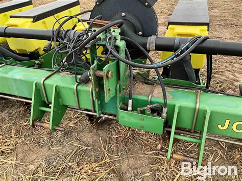 John Deere 7300 8r30 Planter Bigiron Auctions