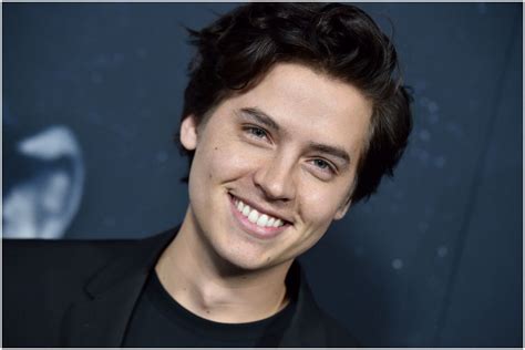 Cole Sprouse Net Worth How Rich Is The Riverdale Star Famous