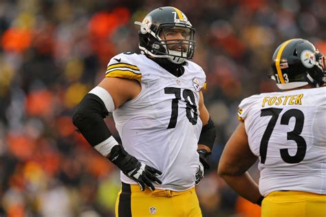 Steelers LT Alejandro Villanueva may not report to training camp