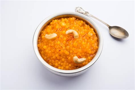 Sobremesa sabudana ou sago kesari para vrat upvas também conhecida como