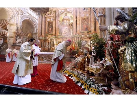 Misa De Navidad En La Mezquita Catedral Oficiada Por El Obispo De