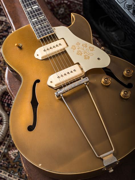 Gibsons Es 295 Kickstarted Rock N Roll And This 1953 Specimen Is A