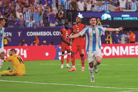 Argentina venció a Canadá en semifinales y es el primer finalista de la