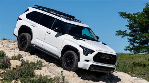 13 Rugged Hybrid SUVs That Are Perfect For Off-Roading