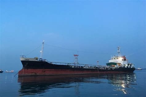 Langgar Pelayaran TNI AL Amankan Kapal Tanker MT Bintang