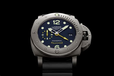 SIHH 2015 Panerai Luminor Submersible 1950 Carbotech 3 Days Automatic