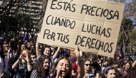 8m ¿por Qué Está Mal Llamar Feminazis A Las Feministas