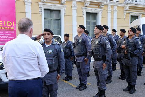 Esp Rito Santo Governador Anuncia Envio De Militares Para Refor Ar