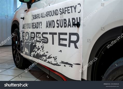 4 Easy Steps To Vinyl Victory: Applying Your Car Decal Like A Pro