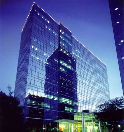 Arriba 81 Imagen Huge Office Building Abzlocal Mx