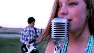 Kaitlin Butts "Jolene" (Dolly Parton Cover) Chords - ChordU