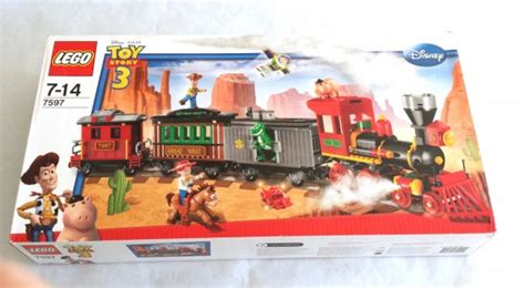 LEGO 7597 Toy Story Western Train Chase Review - LEGO Reviews & Videos