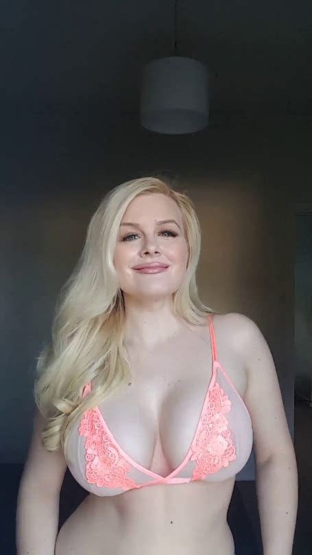 BUSTY BLONDE Tumbex