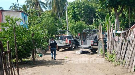 Masacran A Polic As En Coyuca De Ben Tez En Primer Plano