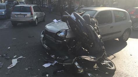 Scontro Tra Auto E Scooter Tra Corso San Maurizio E Via Montebello