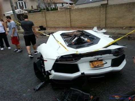 Lamborghini Aventador Split In Half