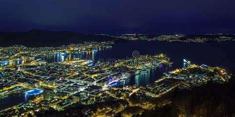 Nacht Bergen Norwegen Stockfoto Bild Von Marine Länder 30861266