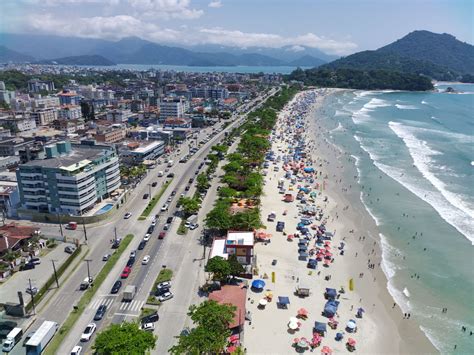 Corpo de homem é encontrado na Praia Grande em Ubatuba Suspeita é que