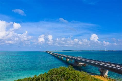 Ikema Ohashi bridge in the Miyako Islands, Japan | Island resort, Most ...