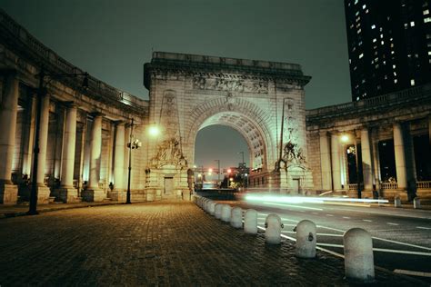 Manhattan Bridge Arch at Night Photo · Free Stock Photo