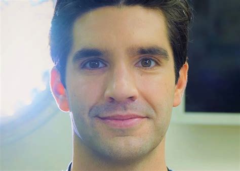 How facelift patients choose surgeons – on305