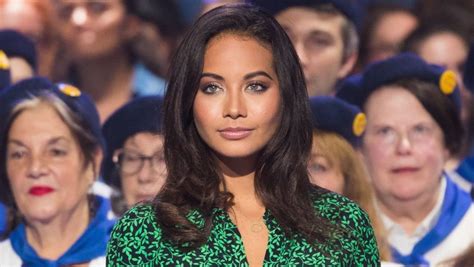 Vaimalama Chaves Lex Miss France Dévoile Enfin La Tête De Son Chéri