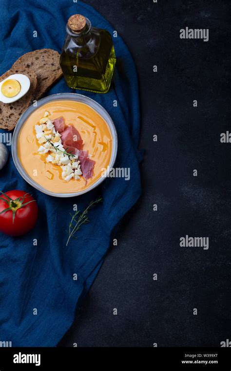 Salmorejo Cordob S T Pico Espa Ol Sopa De Tomate Similar Al Gazpacho