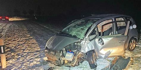 Autolenkerin Kracht In G Ttingen Tg In Schneepflug Polizeinews