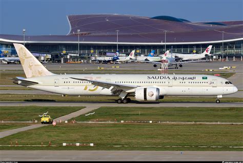 HZ ARE Saudi Arabian Airlines Boeing 787 9 Dreamliner Photo By Yiran