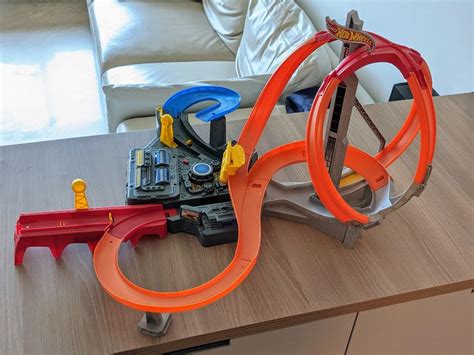 Hot Wheels Race Track Spin Storm And Cars Hobbies Toys Toys Games On Carousell