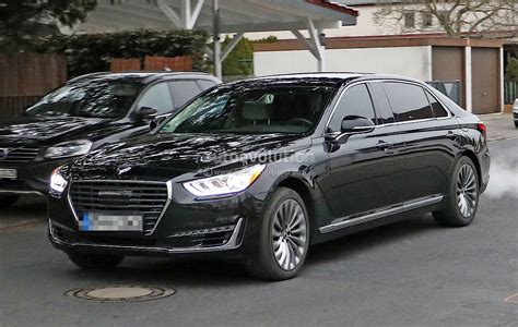 Latest Spyshots Reveal New Genesis G With Extended Wheelbase And No